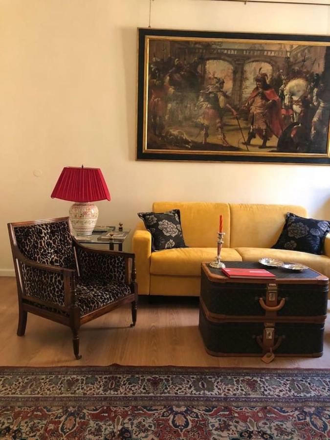 Suite Borghese 42 Рим Екстер'єр фото